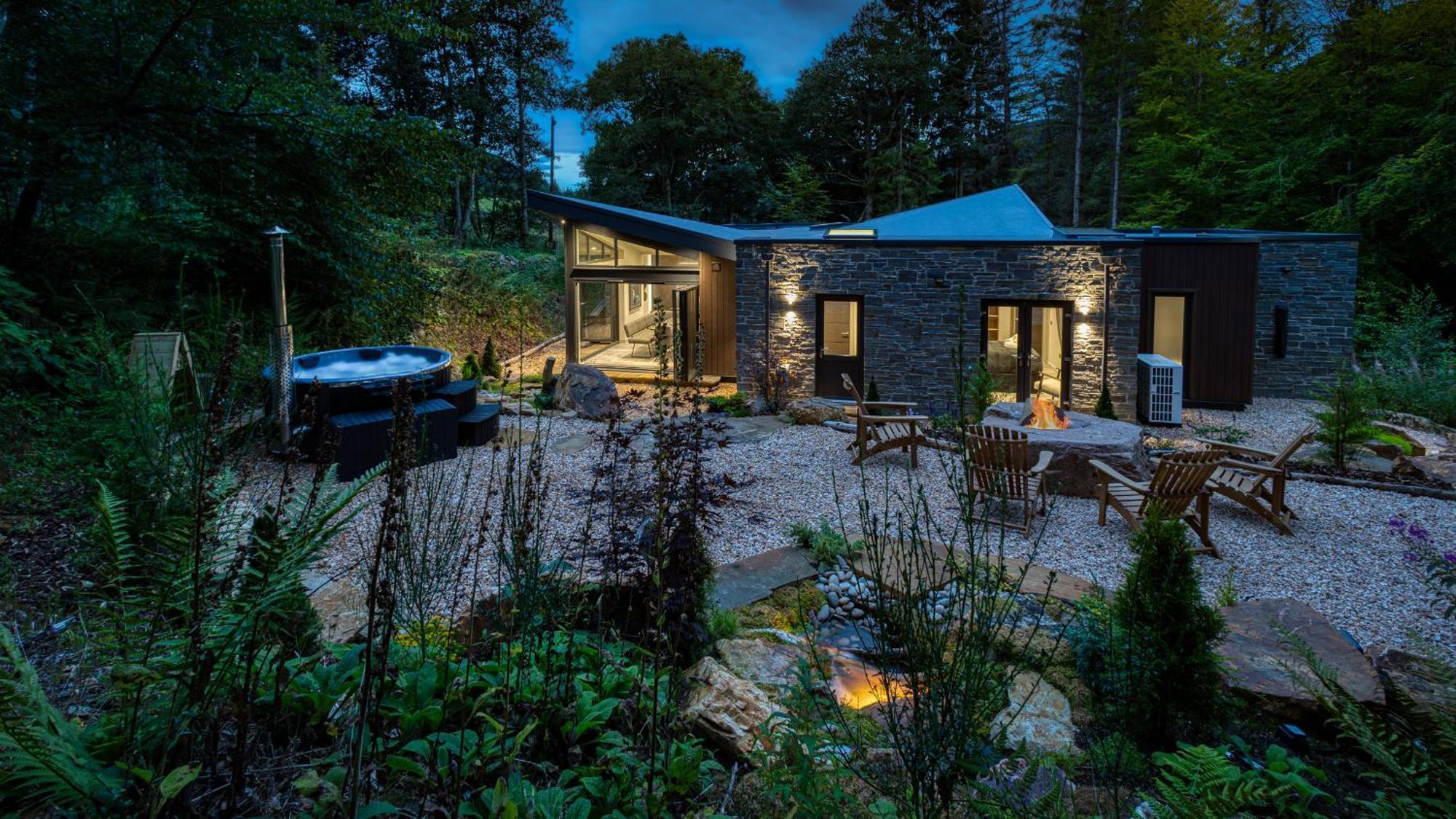 Heilan Roo Villa Pitlochry Exterior photo